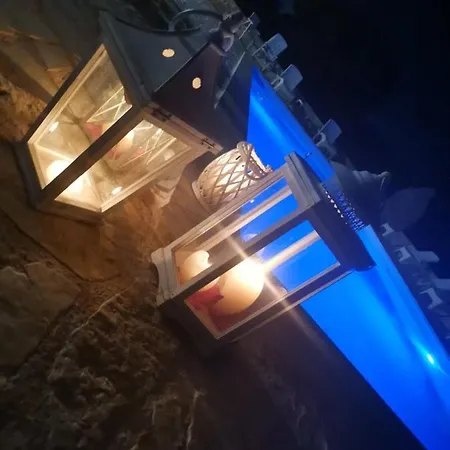 Trullo A Dde Pupetta Con Piscina Ferienhaus