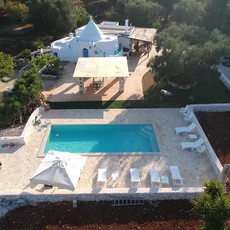 Trullo A Dde Pupetta Con Piscina Ferienhaus